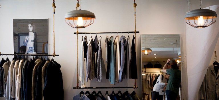 進化する折りたたみ傘が叶える最強の携帯性と実用性への挑戦 進化する折りたたみ傘が叶える最強の携帯性と実用性への挑戦