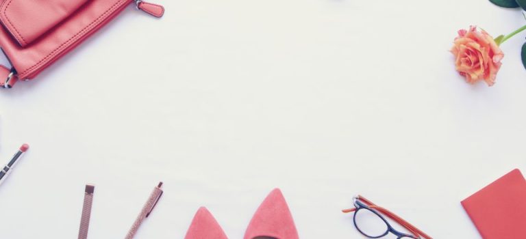 雨の日の不安をスタイリッシュに解消するメンズ向け折りたたみ傘選びの魅力 雨の日の不安をスタイリッシュに解消するメンズ向け折りたたみ傘選びの魅力